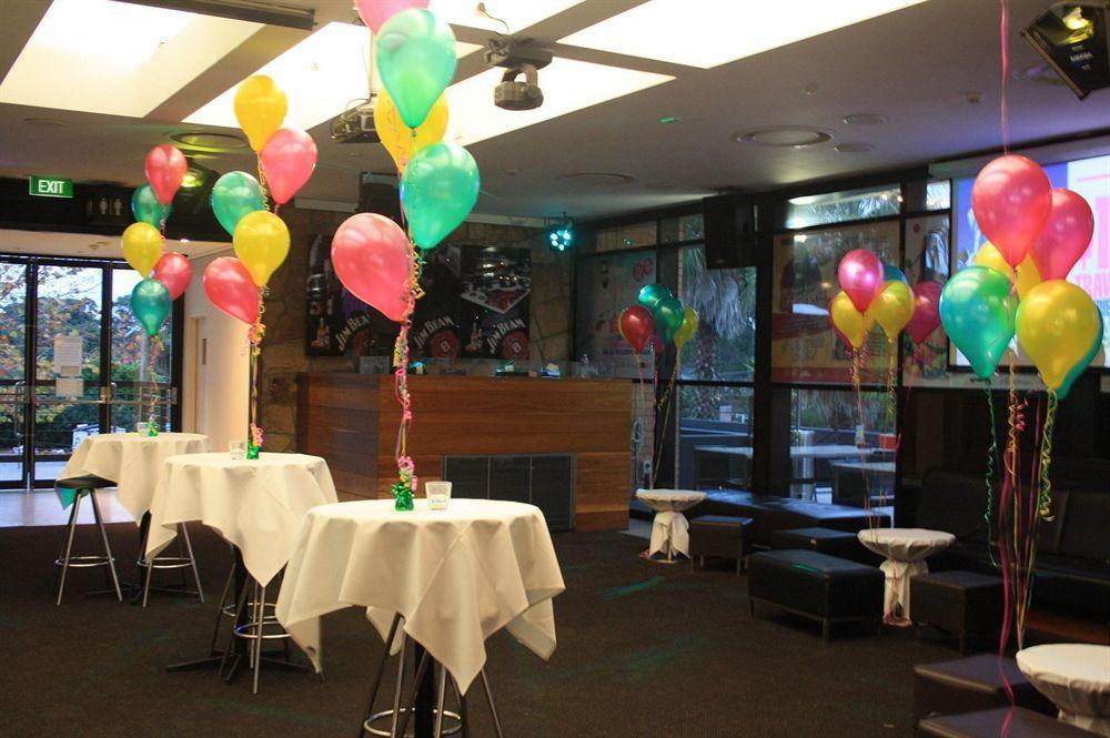 Nightcap At The Ranch Hotel Macquarie Park Eksteriør billede